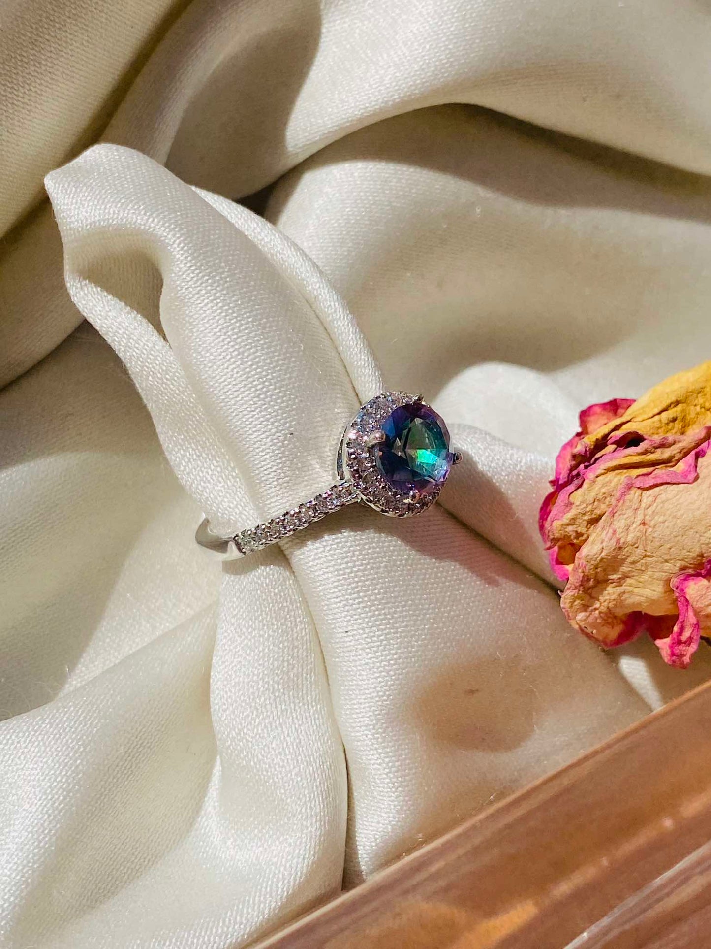 Swoonworthy statement ring